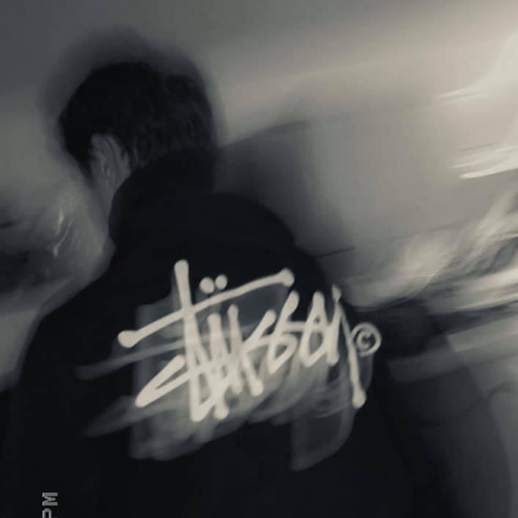 Meet your Posher, Aaron - Picture 1 of 1